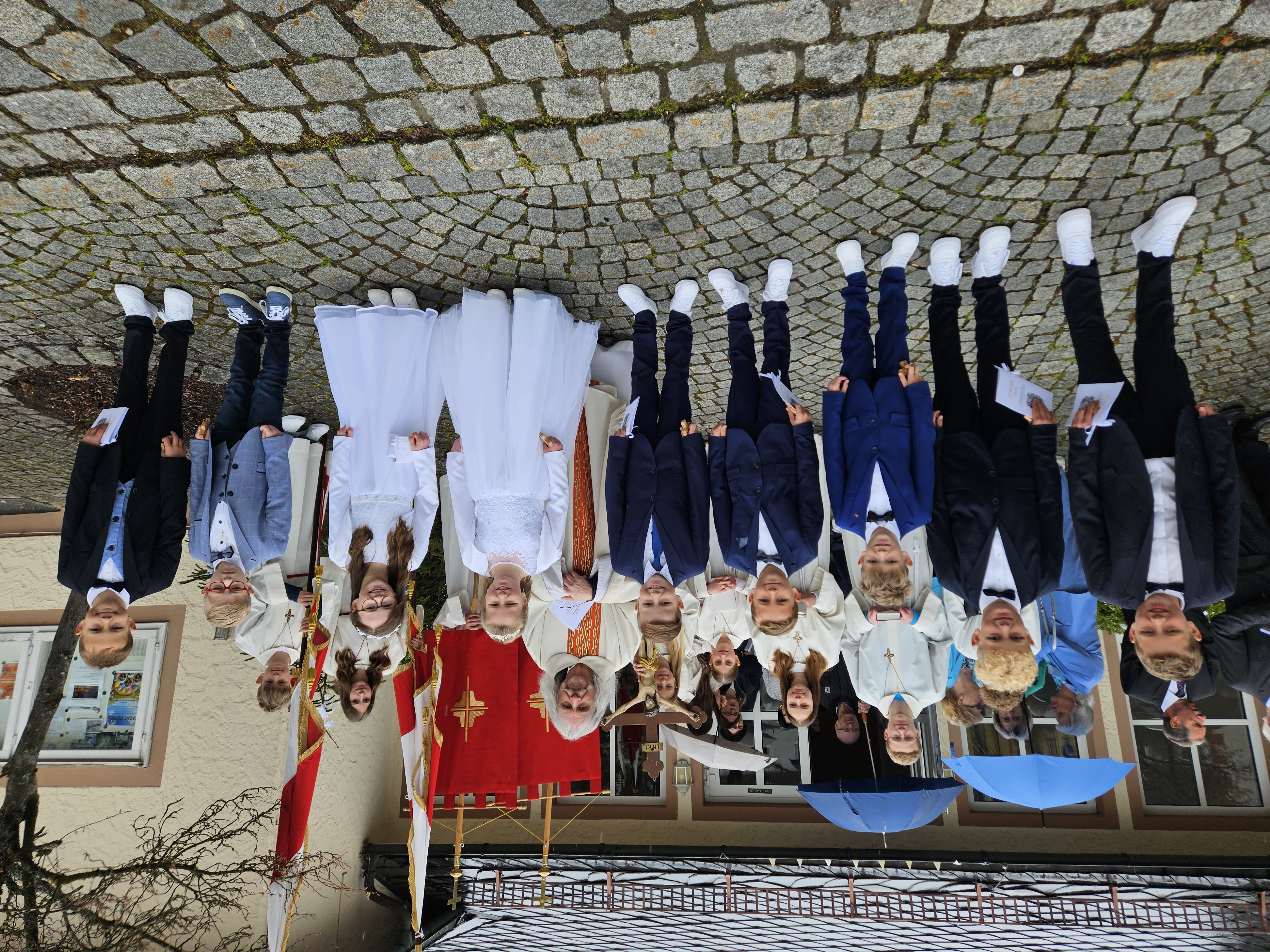 Leider haben wir keinen Alternativtext zu diesem Bild, aber wir arbeiten daran.