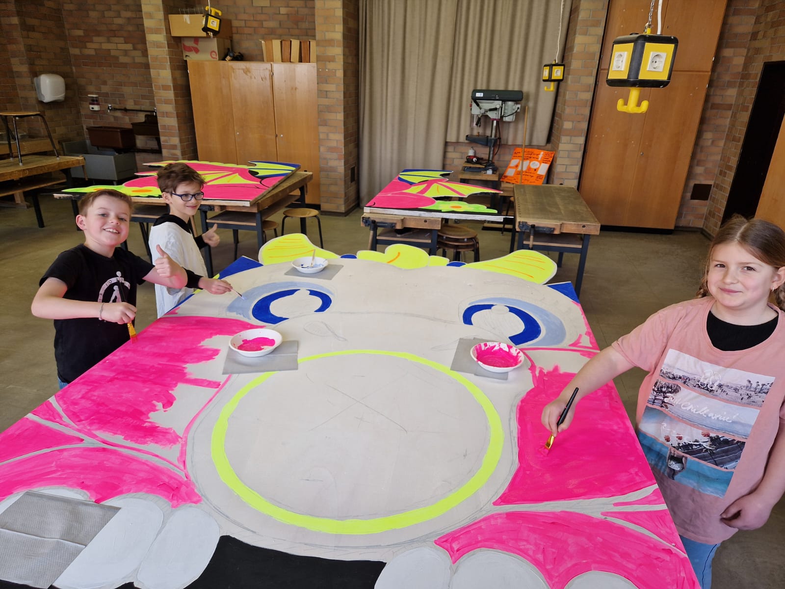 Leider haben wir keinen Alternativtext zu diesem Bild, aber wir arbeiten daran.