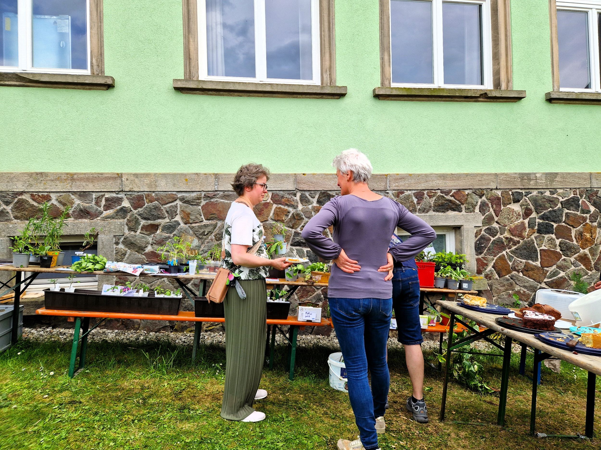 Leider haben wir keinen Alternativtext zu diesem Bild, aber wir arbeiten daran.