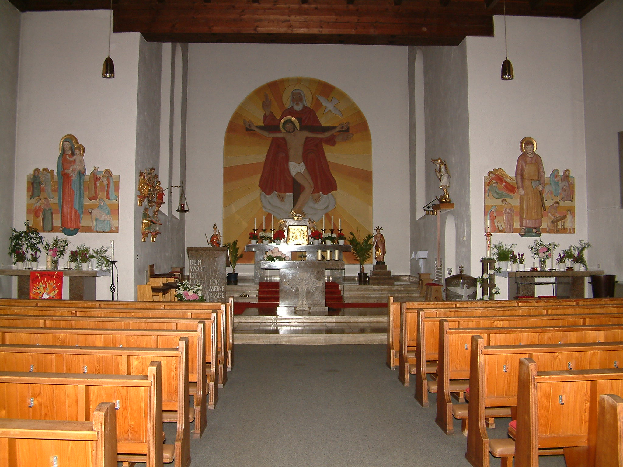 Blick in den Altarraum der Nurner St.-Michaels-Kirche. (Foto: Hans Franz)