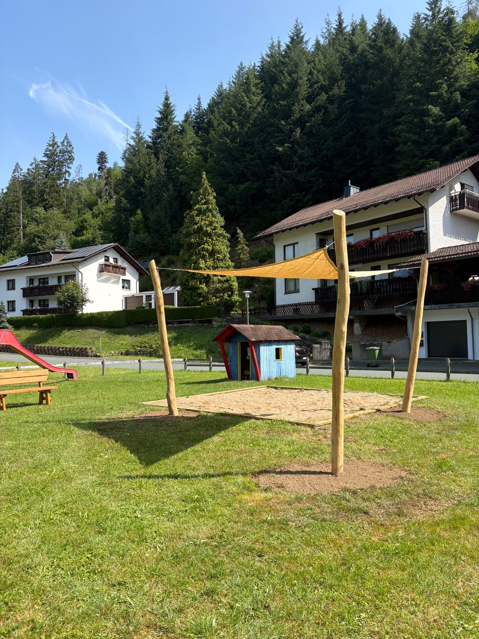 Leider haben wir keinen Alternativtext zu diesem Bild, aber wir arbeiten daran.