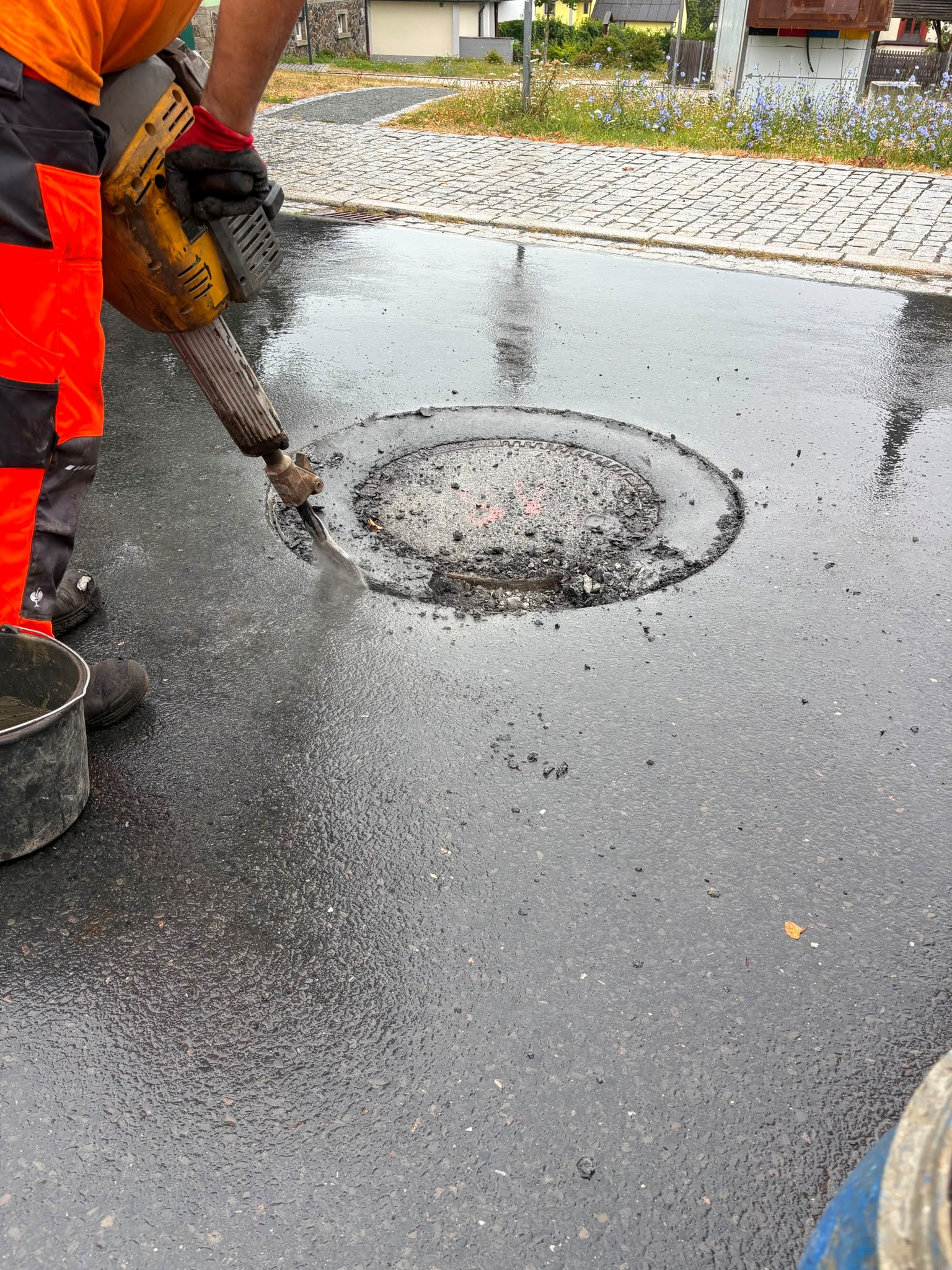 Leider haben wir keinen Alternativtext zu diesem Bild, aber wir arbeiten daran.