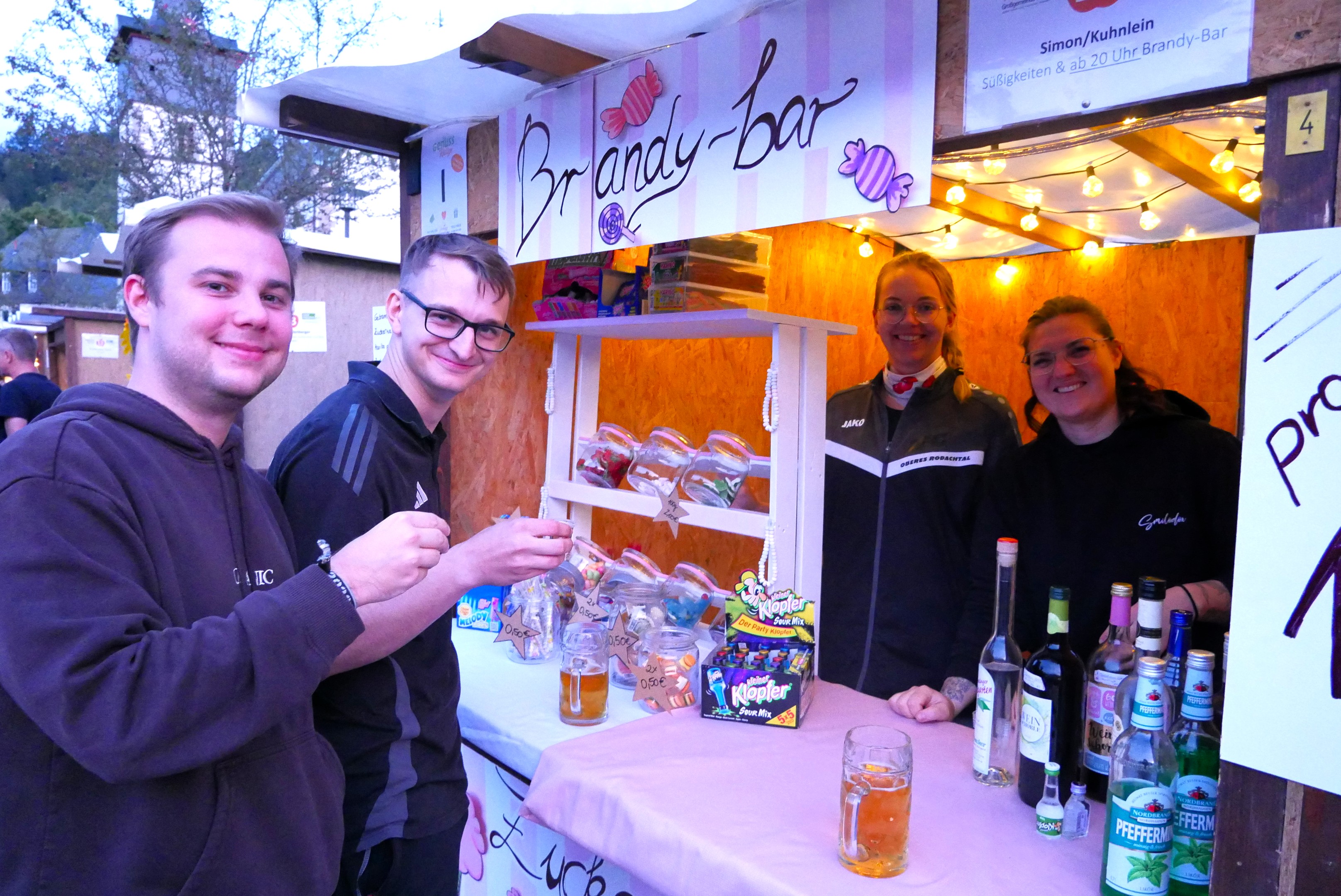 Aus der Candy-Bar wurde abends die „Brandy-Bar“ (Foto: S. Deuerling)