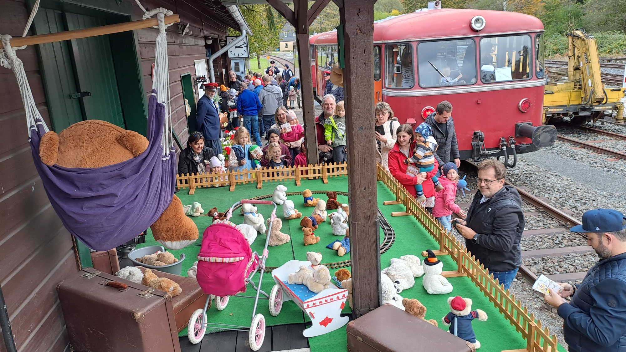 Teddybärenfahrt Rodachtalbahn (Foto: Eisenbahnfreunde Rodachtalbahn e. V.)