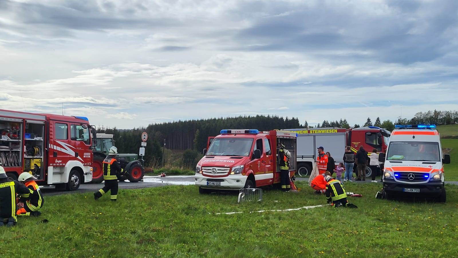 Im Einsatz (Bild: FFW Nurn)