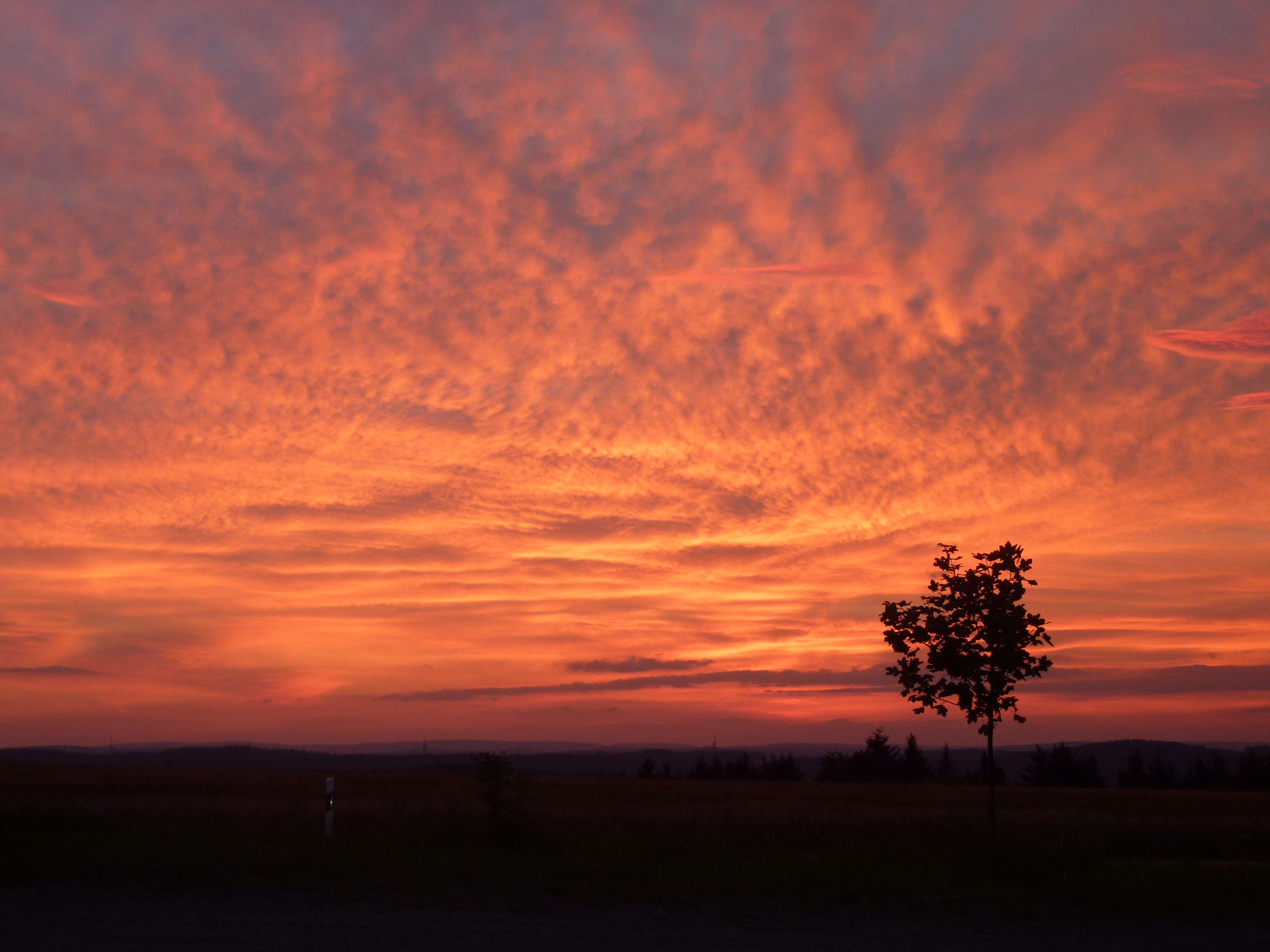 Sonnenuntergang oberhalb von Steinwiesen