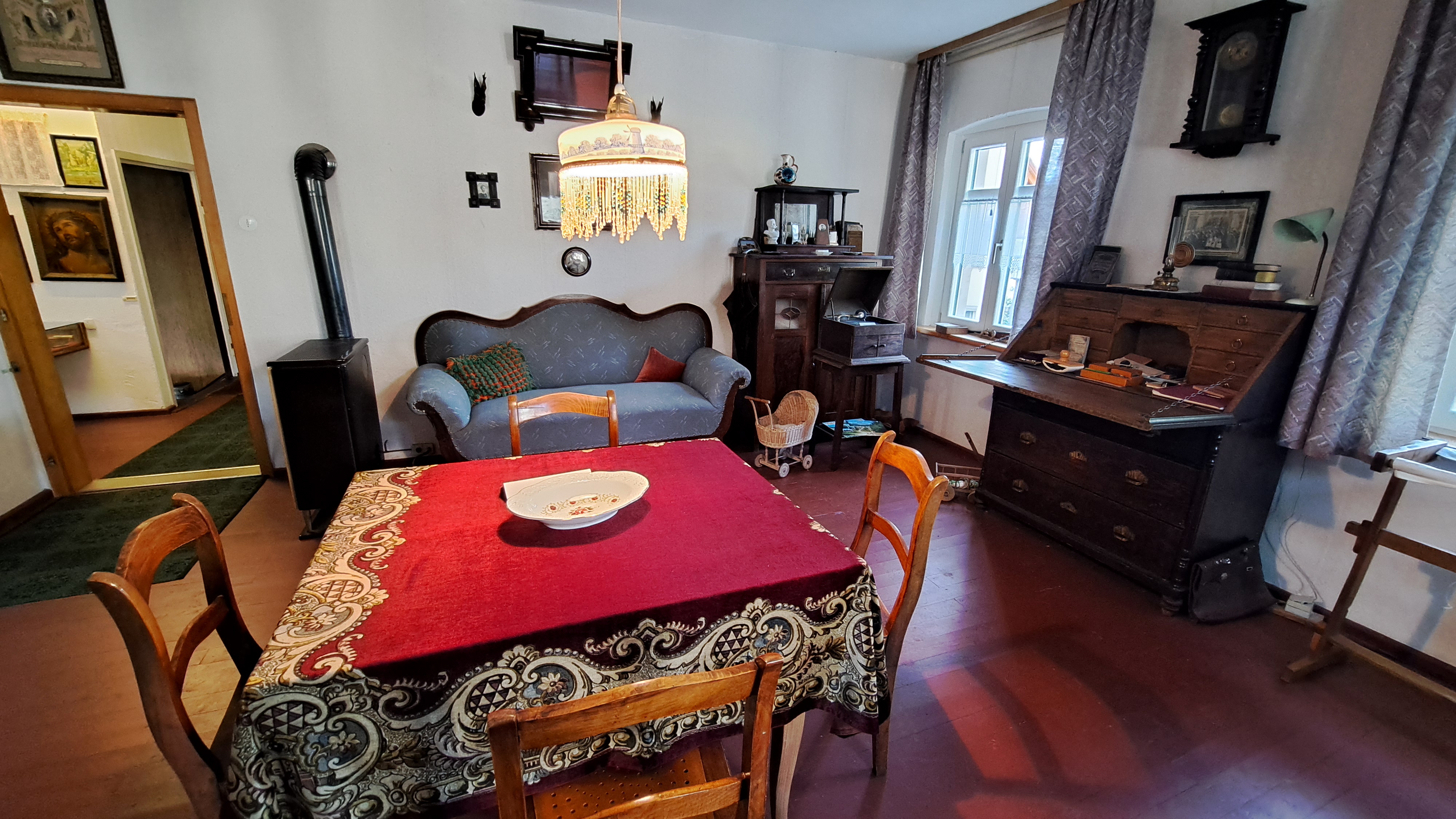 Heimatmuseum Gute Stube Steinwiesen (Foto: Tourismusmushaus Steinwiesen)