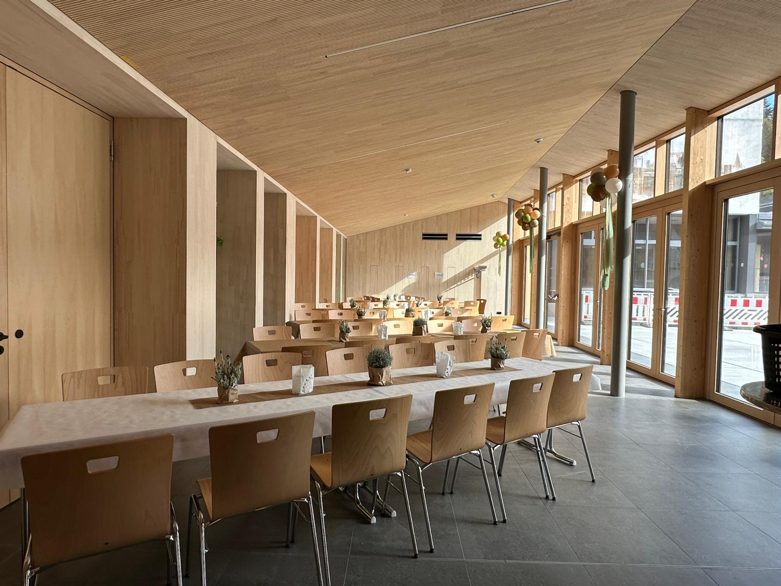Foyer bestuhlt