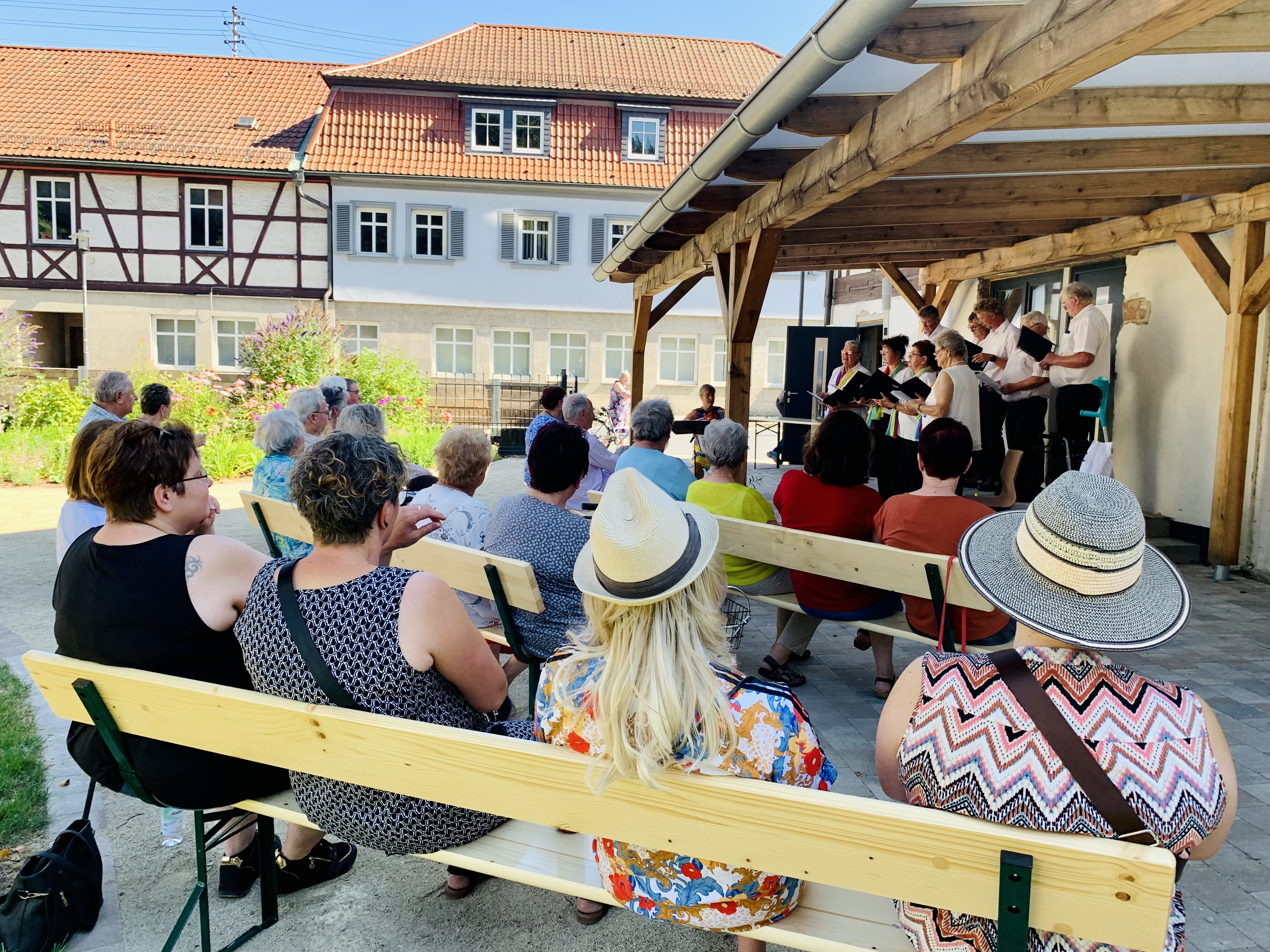 Postgarten Steinwiesen Leider haben wir keinen Alternativtext zu diesem Bild, aber wir arbeiten daran.