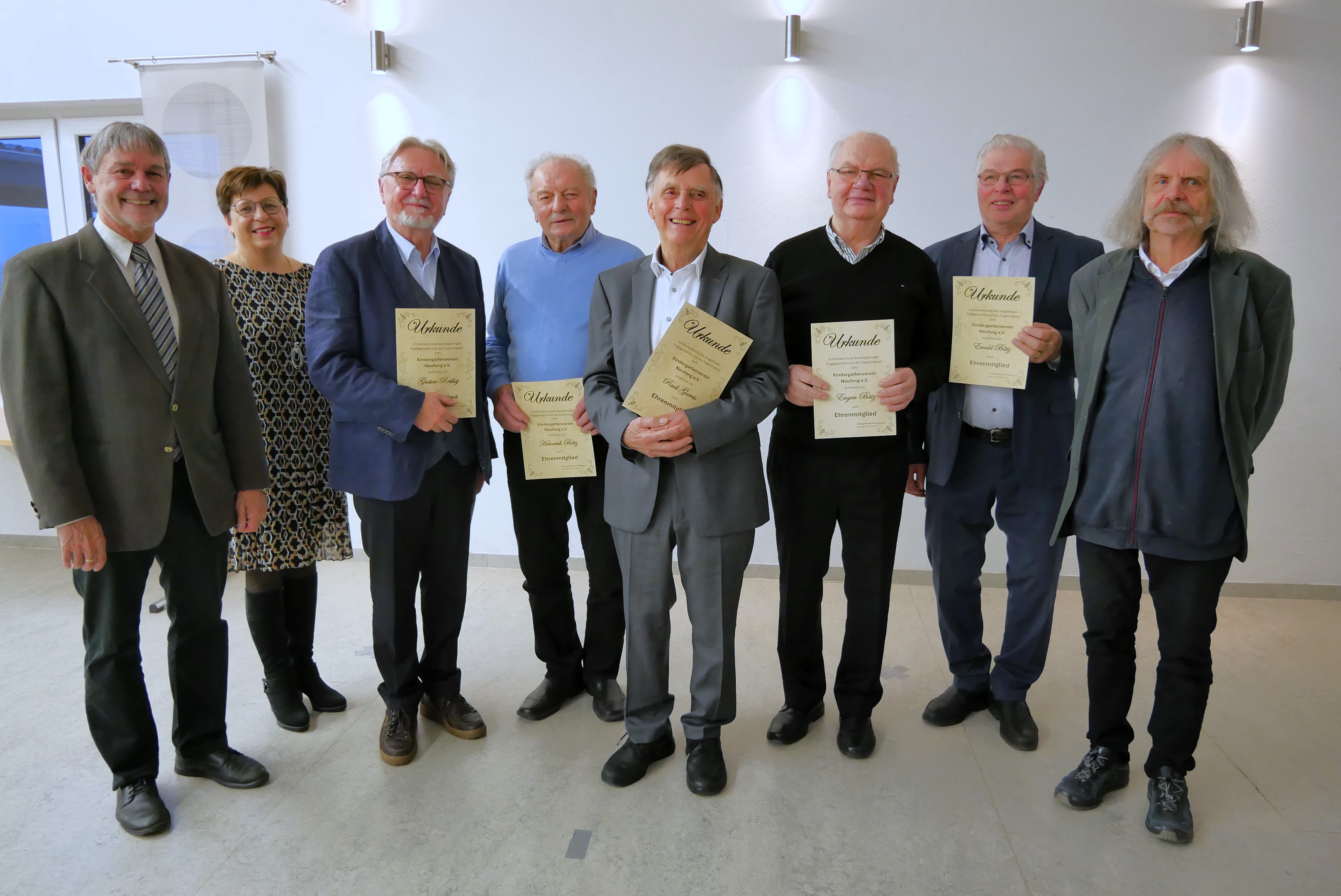 Leider haben wir keinen Alternativtext zu diesem Bild, aber wir arbeiten daran.