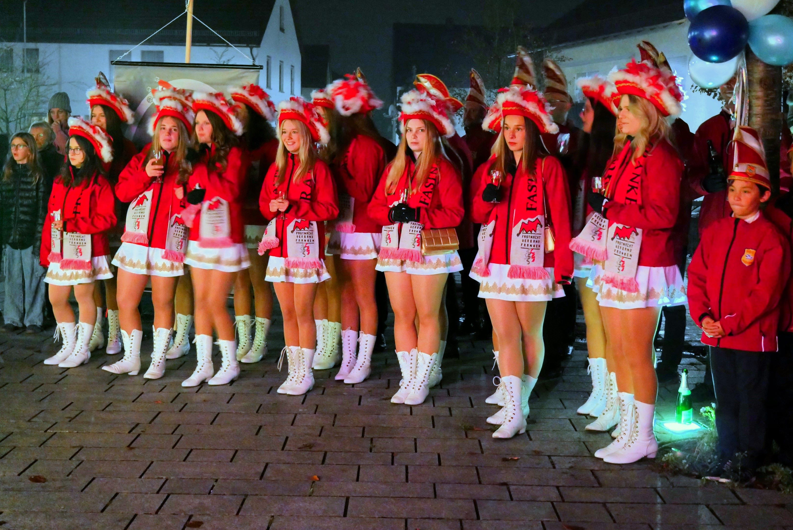 Steinwiesen hat tolle Mädels bei der Prinzengarde (Foto: S. Deuerling)