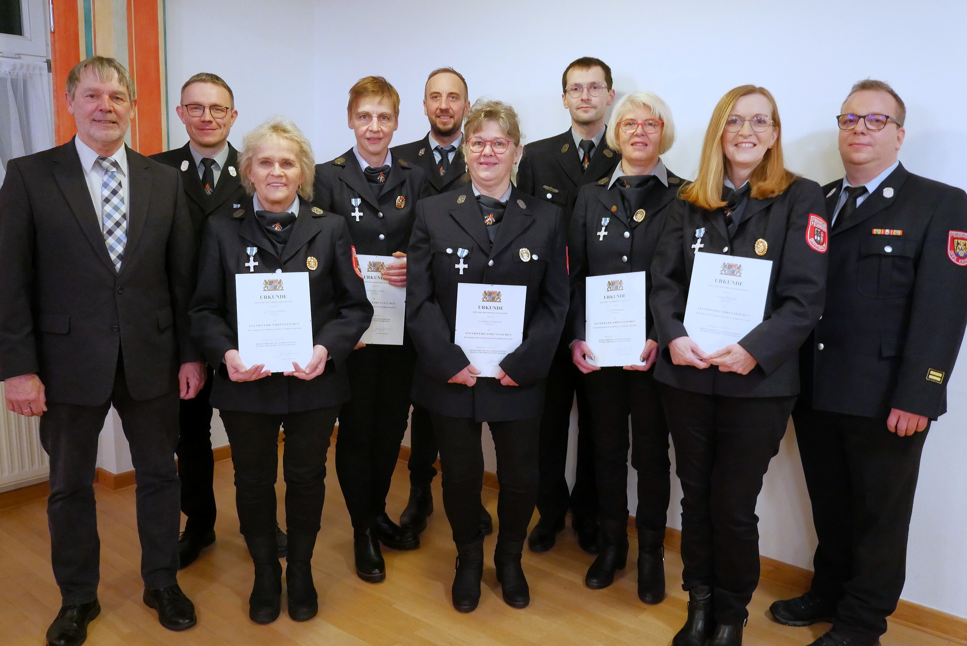 Leider haben wir keinen Alternativtext zu diesem Bild, aber wir arbeiten daran.